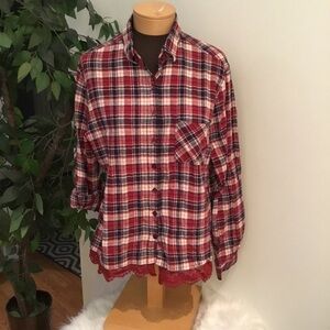 Starlet Woman’s XL flannel roll sleeve button down with crochet hem long…